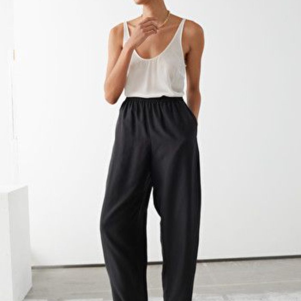 NWT & Other Stories Ivory/Cream Mulberry Silk Crepe Top size US 2